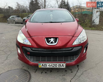 Червоний Пежо 308, об'ємом двигуна 1.6 л та пробігом 197 тис. км за 4000 $, фото 1 на Automoto.ua