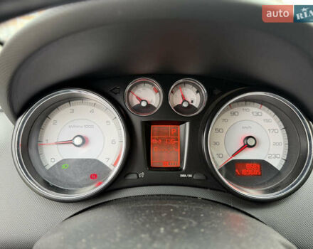 Червоний Пежо 308, об'ємом двигуна 1.6 л та пробігом 197 тис. км за 4000 $, фото 25 на Automoto.ua