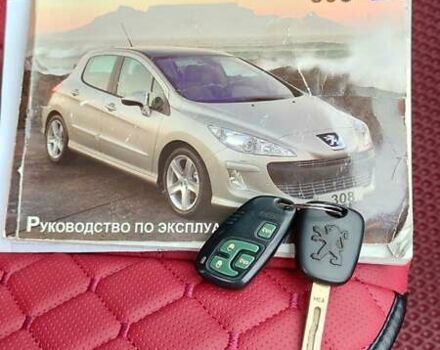 Красный Пежо 308, объемом двигателя 1.56 л и пробегом 140 тыс. км за 5200 $, фото 6 на Automoto.ua