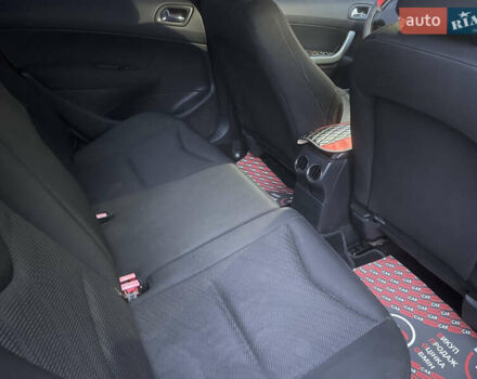 Красный Пежо 308, объемом двигателя 1.6 л и пробегом 194 тыс. км за 5700 $, фото 24 на Automoto.ua