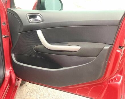 Красный Пежо 308, объемом двигателя 1.6 л и пробегом 204 тыс. км за 5440 $, фото 17 на Automoto.ua