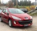 Красный Пежо 308, объемом двигателя 1.6 л и пробегом 204 тыс. км за 5440 $, фото 2 на Automoto.ua