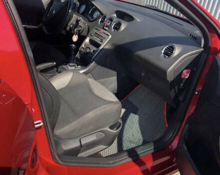 Червоний Пежо 308, об'ємом двигуна 1.56 л та пробігом 166 тис. км за 6100 $, фото 8 на Automoto.ua