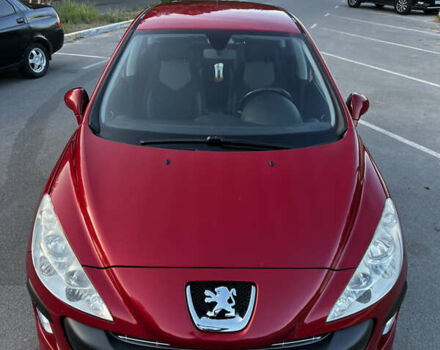 Красный Пежо 308, объемом двигателя 1.6 л и пробегом 159 тыс. км за 5500 $, фото 2 на Automoto.ua