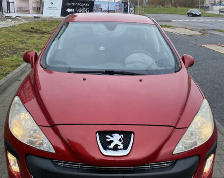 Красный Пежо 308, объемом двигателя 1.6 л и пробегом 125 тыс. км за 8000 $, фото 1 на Automoto.ua