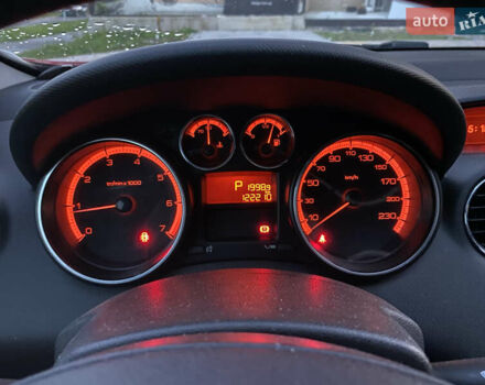 Красный Пежо 308, объемом двигателя 1.6 л и пробегом 125 тыс. км за 8000 $, фото 7 на Automoto.ua