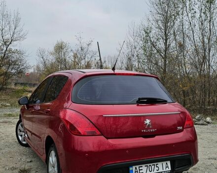 Красный Пежо 308, объемом двигателя 1.6 л и пробегом 97 тыс. км за 6500 $, фото 3 на Automoto.ua