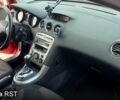 Красный Пежо 308, объемом двигателя 1.6 л и пробегом 130 тыс. км за 5000 $, фото 5 на Automoto.ua