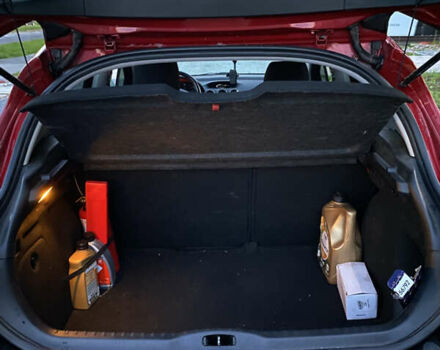 Красный Пежо 308, объемом двигателя 1.6 л и пробегом 125 тыс. км за 8000 $, фото 6 на Automoto.ua