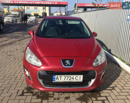 Красный Пежо 308, объемом двигателя 1.6 л и пробегом 164 тыс. км за 5700 $, фото 1 на Automoto.ua