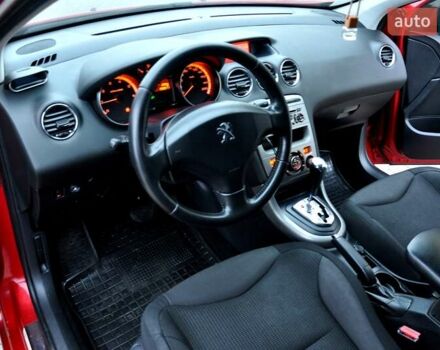 Червоний Пежо 308, об'ємом двигуна 1.6 л та пробігом 190 тис. км за 5999 $, фото 3 на Automoto.ua