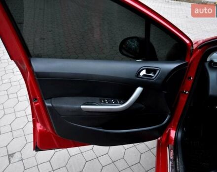 Червоний Пежо 308, об'ємом двигуна 1.6 л та пробігом 190 тис. км за 5999 $, фото 37 на Automoto.ua