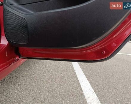 Красный Пежо 308, объемом двигателя 1.6 л и пробегом 280 тыс. км за 4800 $, фото 22 на Automoto.ua