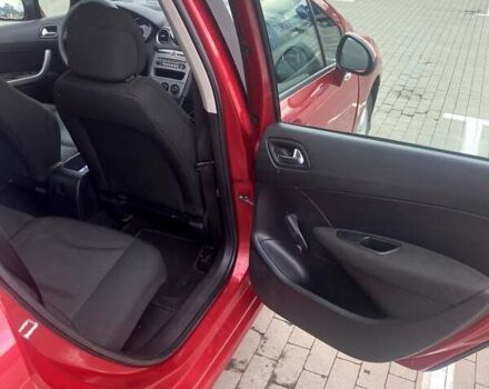 Красный Пежо 308, объемом двигателя 1.4 л и пробегом 279 тыс. км за 3700 $, фото 12 на Automoto.ua