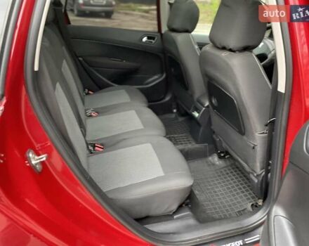 Красный Пежо 308, объемом двигателя 1.6 л и пробегом 170 тыс. км за 4888 $, фото 19 на Automoto.ua
