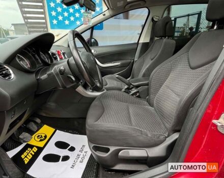 Красный Пежо 308, объемом двигателя 1.6 л и пробегом 320 тыс. км за 5700 $, фото 13 на Automoto.ua