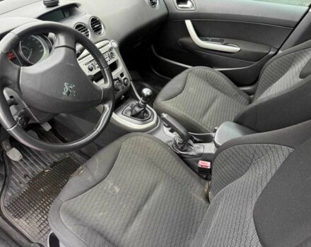 Красный Пежо 308, объемом двигателя 1.6 л и пробегом 224 тыс. км за 4400 $, фото 8 на Automoto.ua