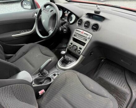 Красный Пежо 308, объемом двигателя 1.6 л и пробегом 224 тыс. км за 4400 $, фото 22 на Automoto.ua