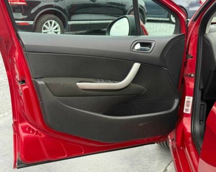 Красный Пежо 308, объемом двигателя 1.6 л и пробегом 224 тыс. км за 4400 $, фото 7 на Automoto.ua