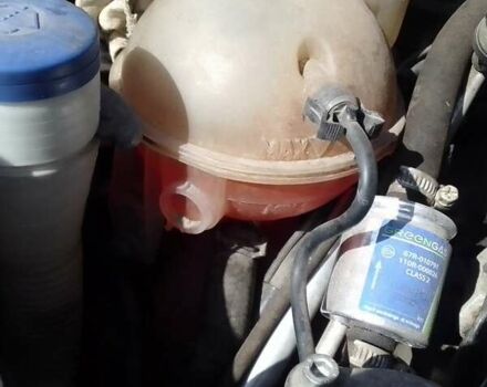 Красный Пежо 308, объемом двигателя 1.6 л и пробегом 170 тыс. км за 3000 $, фото 7 на Automoto.ua