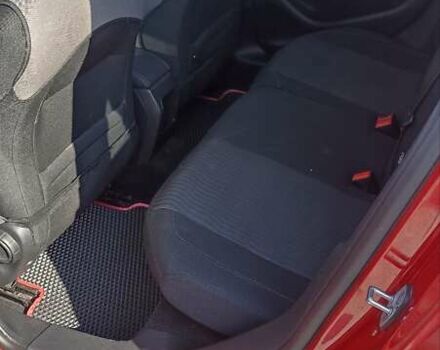 Красный Пежо 308, объемом двигателя 1.56 л и пробегом 245 тыс. км за 8400 $, фото 7 на Automoto.ua