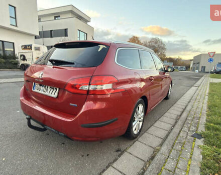 Червоний Пежо 308, об'ємом двигуна 1.56 л та пробігом 205 тис. км за 10000 $, фото 7 на Automoto.ua