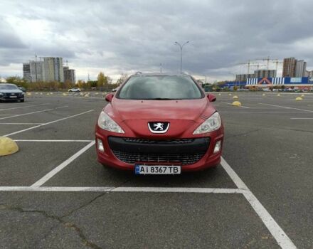 Красный Пежо 308, объемом двигателя 1.6 л и пробегом 380 тыс. км за 4800 $, фото 1 на Automoto.ua