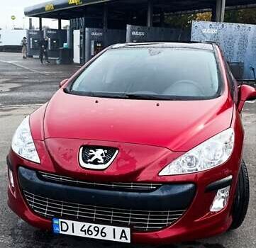Красный Пежо 308, объемом двигателя 1.6 л и пробегом 156 тыс. км за 6000 $, фото 1 на Automoto.ua