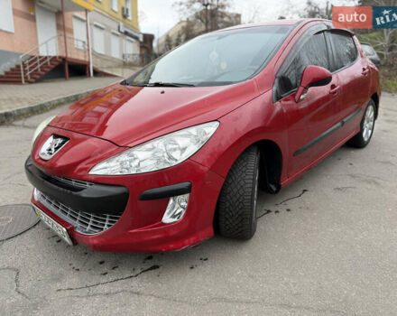 Червоний Пежо 308, об'ємом двигуна 1.6 л та пробігом 197 тис. км за 4000 $, фото 1 на Automoto.ua
