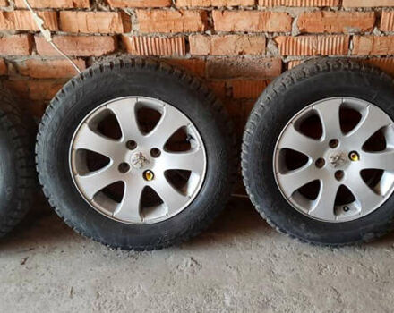 Пежо 308, объемом двигателя 1.6 л и пробегом 172 тыс. км за 5800 $, фото 8 на Automoto.ua