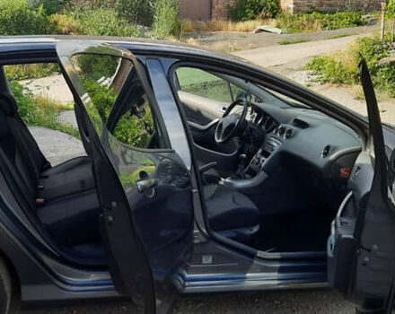 Пежо 308, объемом двигателя 1.6 л и пробегом 172 тыс. км за 5800 $, фото 4 на Automoto.ua