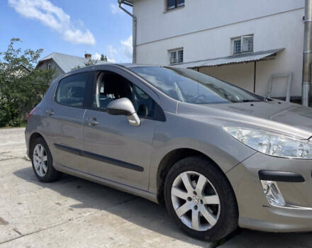 Пежо 308, объемом двигателя 1.62 л и пробегом 140 тыс. км за 5500 $, фото 8 на Automoto.ua