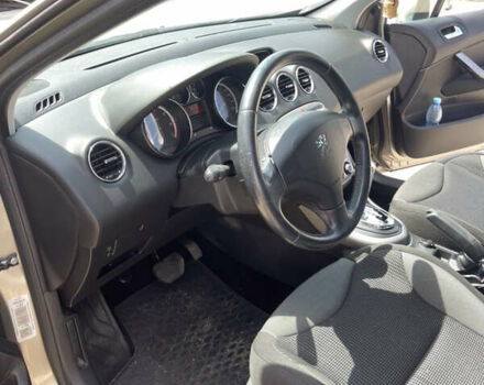 Пежо 308, объемом двигателя 1.62 л и пробегом 140 тыс. км за 5500 $, фото 22 на Automoto.ua