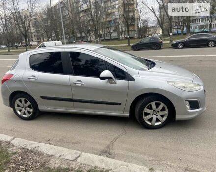 Пежо 308, объемом двигателя 1.6 л и пробегом 250 тыс. км за 5700 $, фото 3 на Automoto.ua