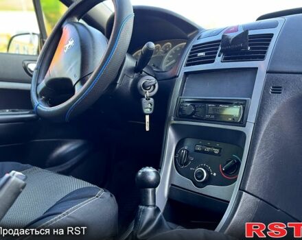 Пежо 308, объемом двигателя 1.4 л и пробегом 295 тыс. км за 3300 $, фото 8 на Automoto.ua