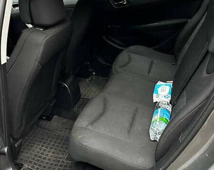 Пежо 308, объемом двигателя 1.6 л и пробегом 205 тыс. км за 5000 $, фото 9 на Automoto.ua