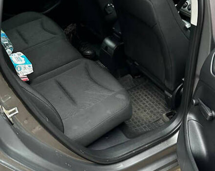 Пежо 308, объемом двигателя 1.6 л и пробегом 205 тыс. км за 5000 $, фото 11 на Automoto.ua