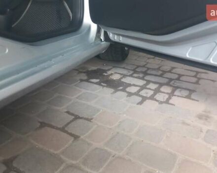 Пежо 308, объемом двигателя 1.6 л и пробегом 240 тыс. км за 5000 $, фото 4 на Automoto.ua