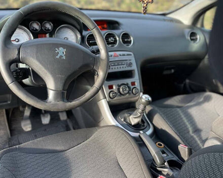 Пежо 308, объемом двигателя 1.56 л и пробегом 302 тыс. км за 5700 $, фото 17 на Automoto.ua