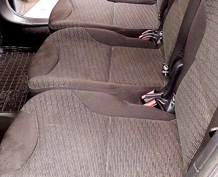Пежо 308, объемом двигателя 1.6 л и пробегом 194 тыс. км за 4300 $, фото 8 на Automoto.ua