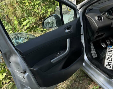Пежо 308, объемом двигателя 1.6 л и пробегом 290 тыс. км за 1800 $, фото 9 на Automoto.ua