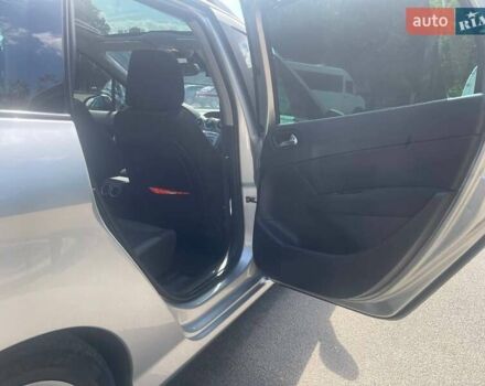 Пежо 308, объемом двигателя 1.6 л и пробегом 246 тыс. км за 7000 $, фото 24 на Automoto.ua