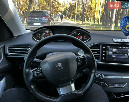 Пежо 308, объемом двигателя 1.56 л и пробегом 250 тыс. км за 6800 $, фото 23 на Automoto.ua