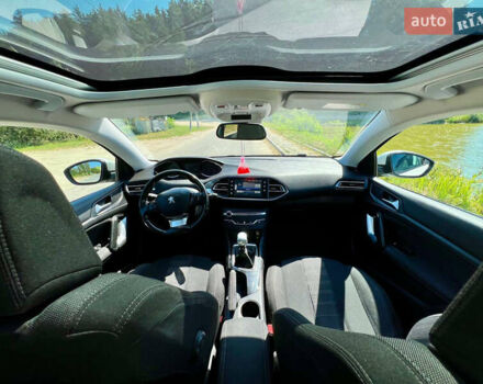 Пежо 308, объемом двигателя 1.6 л и пробегом 198 тыс. км за 8999 $, фото 4 на Automoto.ua