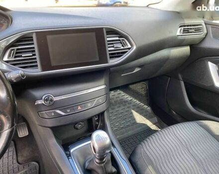 Пежо 308, объемом двигателя 1.6 л и пробегом 277 тыс. км за 8600 $, фото 21 на Automoto.ua
