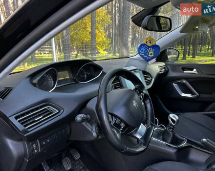 Пежо 308, объемом двигателя 1.56 л и пробегом 250 тыс. км за 6800 $, фото 14 на Automoto.ua