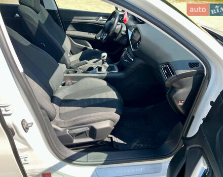 Пежо 308, объемом двигателя 1.6 л и пробегом 198 тыс. км за 8999 $, фото 7 на Automoto.ua