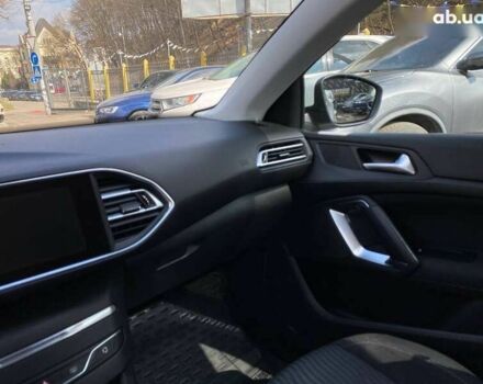 Пежо 308, объемом двигателя 1.6 л и пробегом 277 тыс. км за 8600 $, фото 20 на Automoto.ua