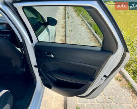 Пежо 308, объемом двигателя 1.6 л и пробегом 198 тыс. км за 8999 $, фото 13 на Automoto.ua
