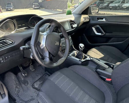 Пежо 308, об'ємом двигуна 1.56 л та пробігом 215 тис. км за 8799 $, фото 6 на Automoto.ua